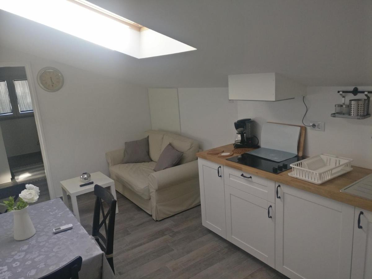 Popovic Apartment *