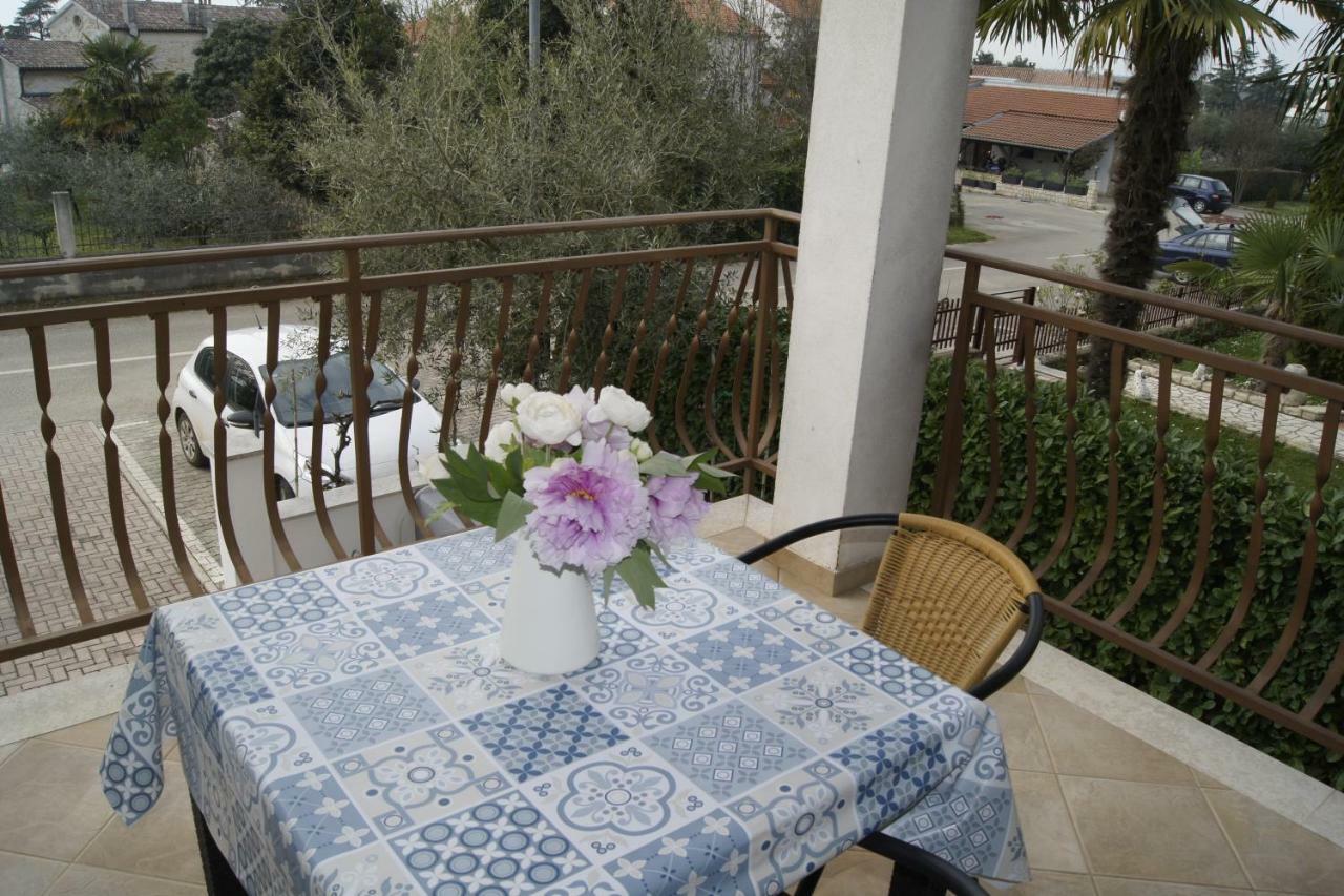 Popovic Apartment *